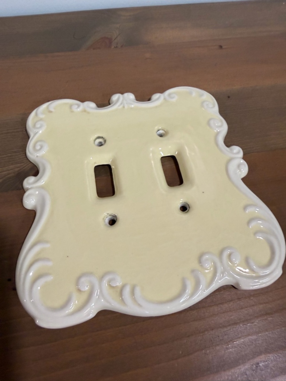 Decorative Cream Ceramic Double Toggle Switch Plate